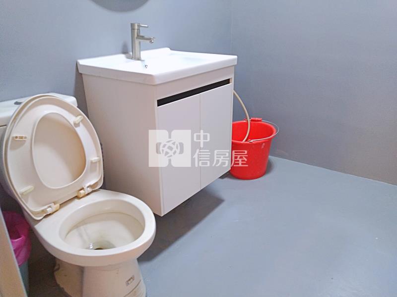屏東房屋 和生路健身美寓房屋室內格局與周邊環境
