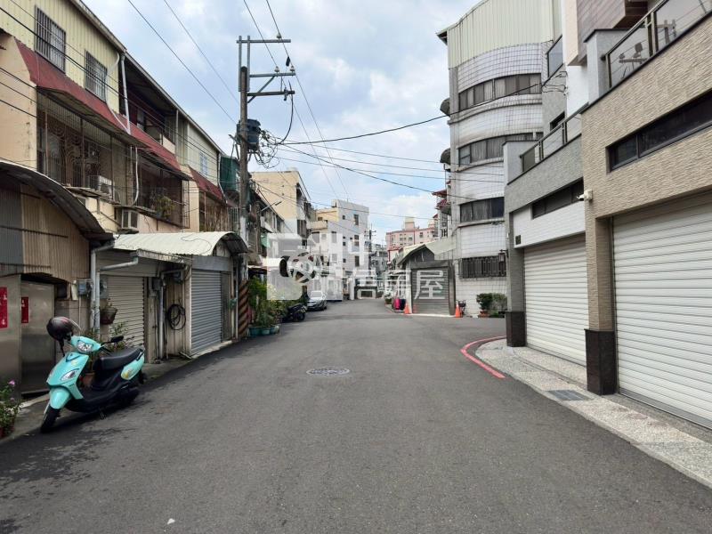 自強商圈近永大路新裝潢二樓寓房屋室內格局與周邊環境
