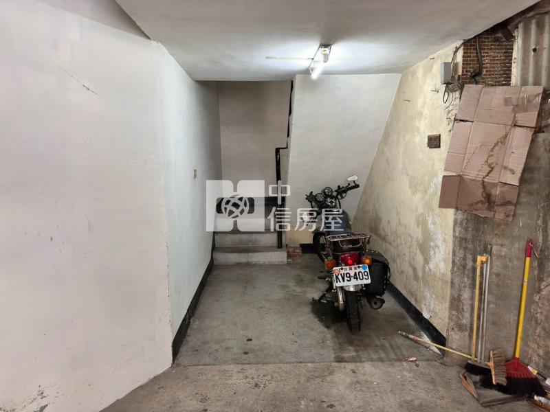 自強商圈近永大路新裝潢二樓寓房屋室內格局與周邊環境