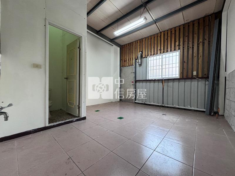 長億高中大透天房屋室內格局與周邊環境