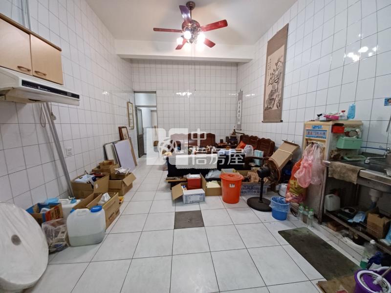 九如市中心來財金店面房屋室內格局與周邊環境