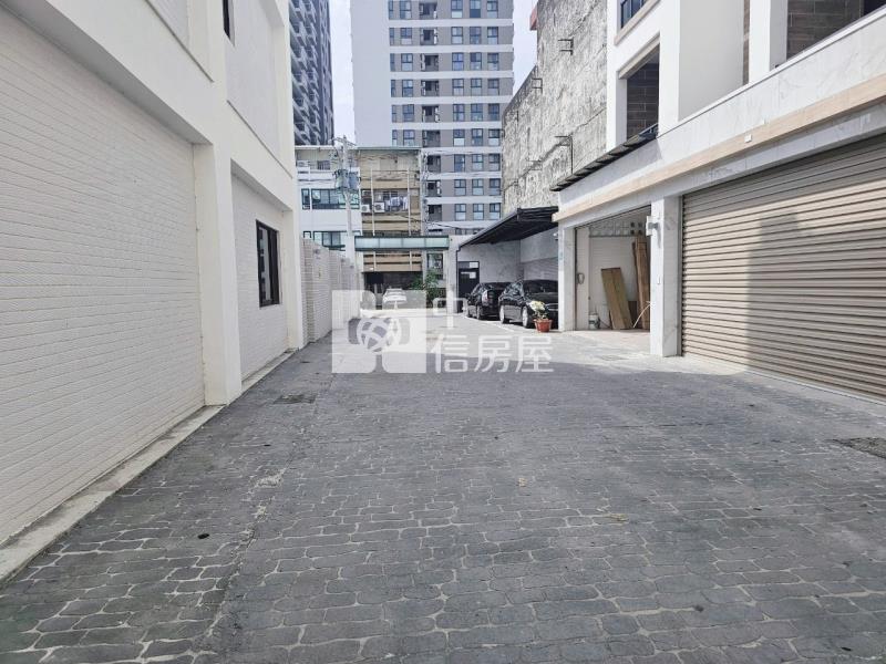 善化中山路全新間間套房傳統車墅房屋室內格局與周邊環境