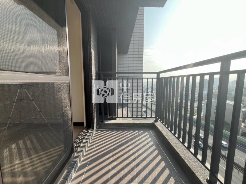 新光特區全新2房視野戶房屋室內格局與周邊環境