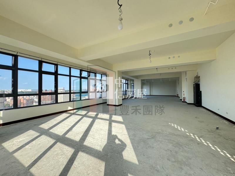 【豐禾】楊梅交流道旁立體廠辦露台戶房屋室內格局與周邊環境