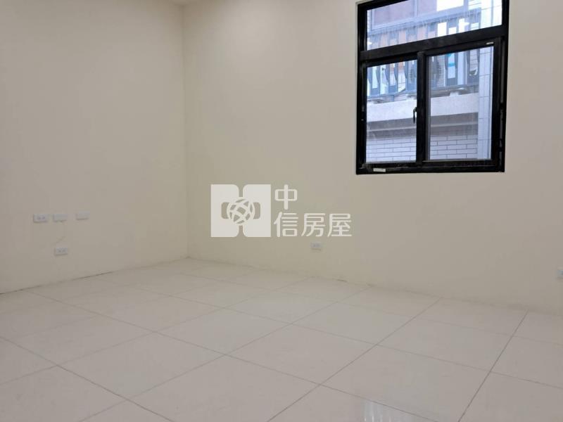 中壢光明公園整新美透天房屋室內格局與周邊環境