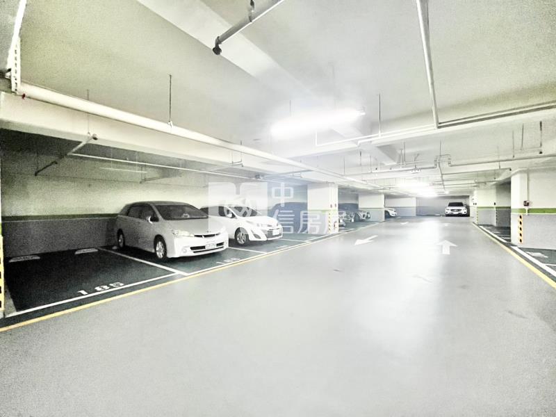 勝美築採光大三房平車房屋室內格局與周邊環境