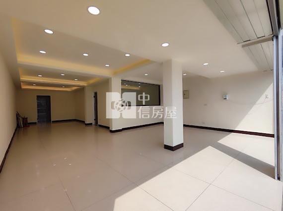 龍南路湖景翻新一樓可當店住房屋室內格局與周邊環境