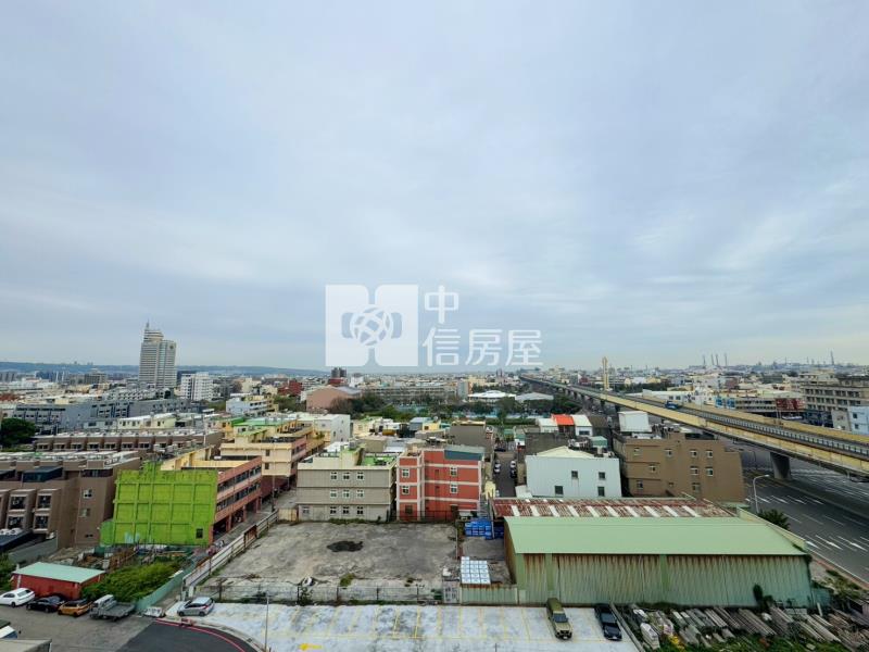 閱好書房高樓三房平車房屋室內格局與周邊環境