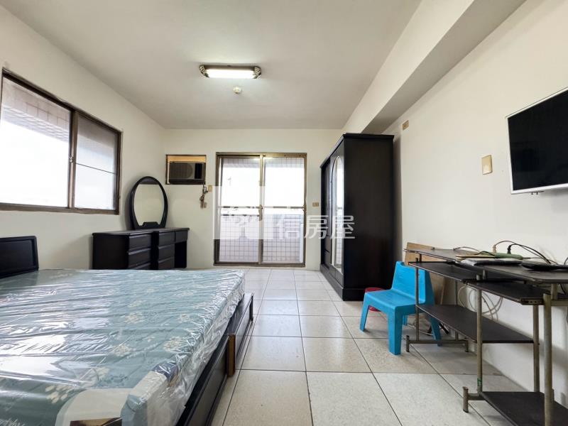 雙百貨便宜套房房屋室內格局與周邊環境