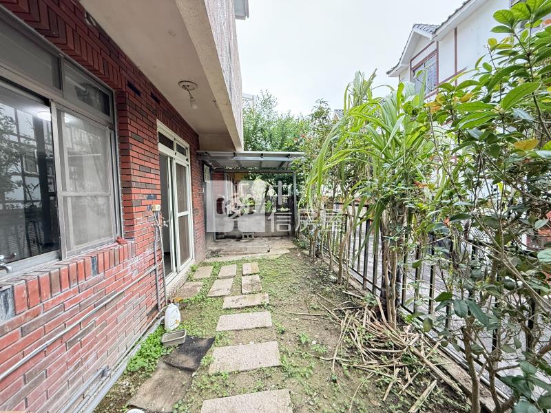 薇納市大地坪5車角墅房屋室內格局與周邊環境