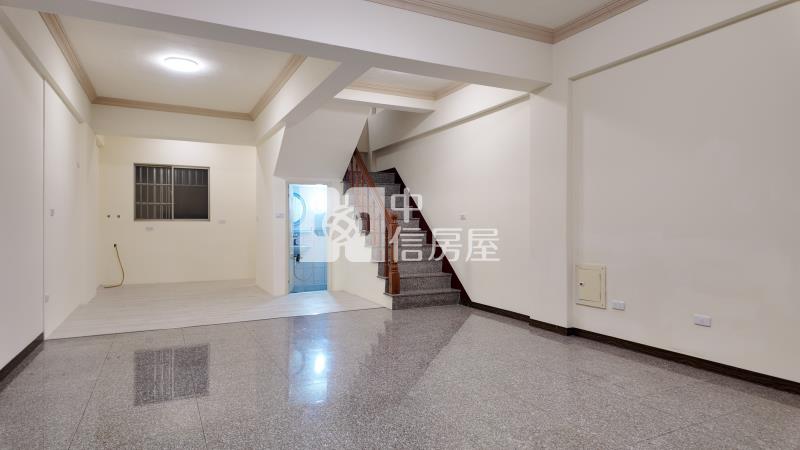 興嘉國小旁 ★影音空拍只在中信嘉義玉山店房屋室內格局與周邊環境