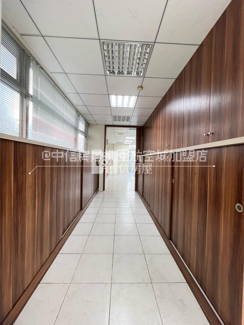 桃園市府商圈商辦大樓房屋室內格局與周邊環境