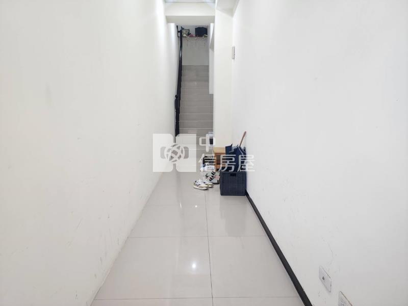 幼獅交流道鼎藏大硯挑高店住房屋室內格局與周邊環境
