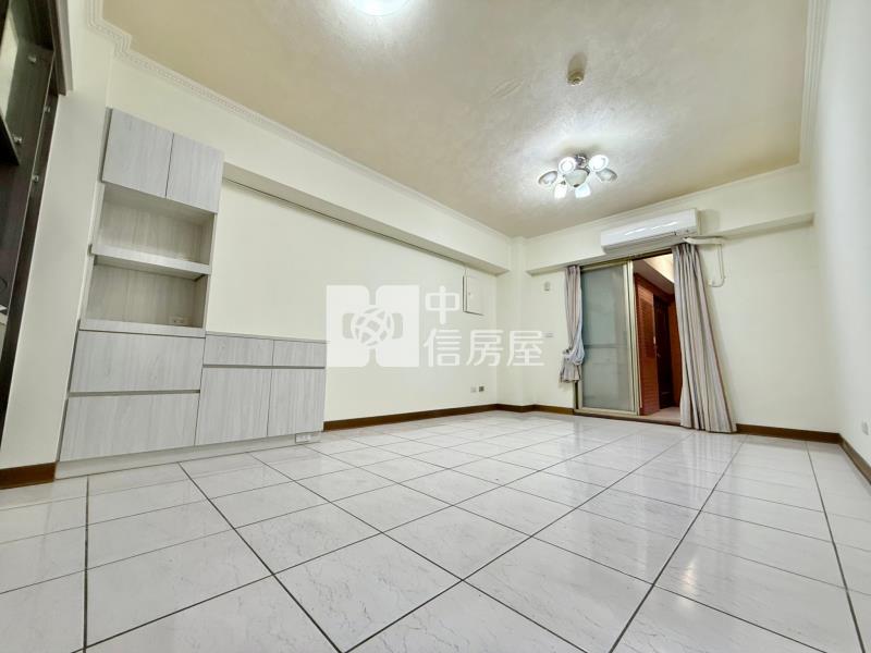 中央公園水湳經貿最夯｜入門玄關室內28坪屋況佳大三房房屋室內格局與周邊環境