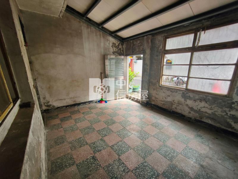 中壢華勛低總價透天房屋室內格局與周邊環境
