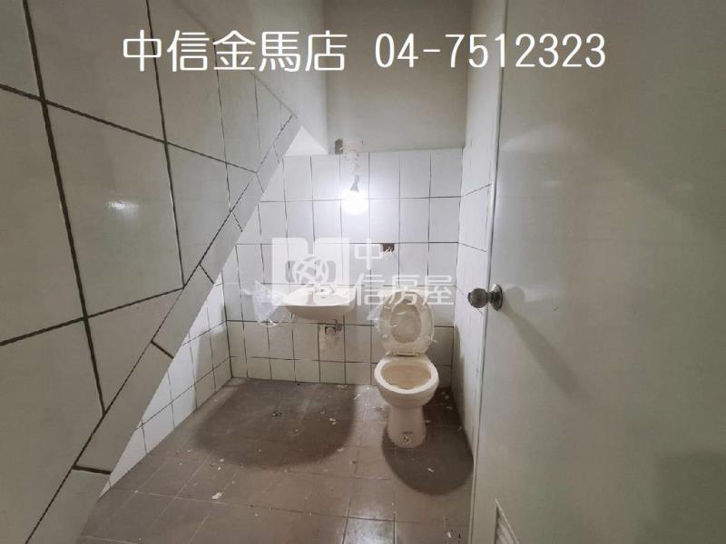 員林龍燈公園旁透天房屋室內格局與周邊環境