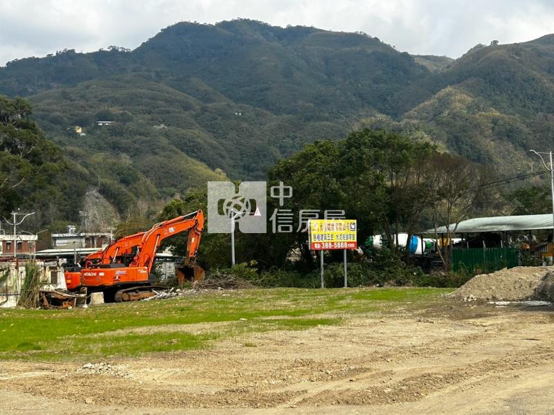 復興區溫泉旅館用地房屋室內格局與周邊環境
