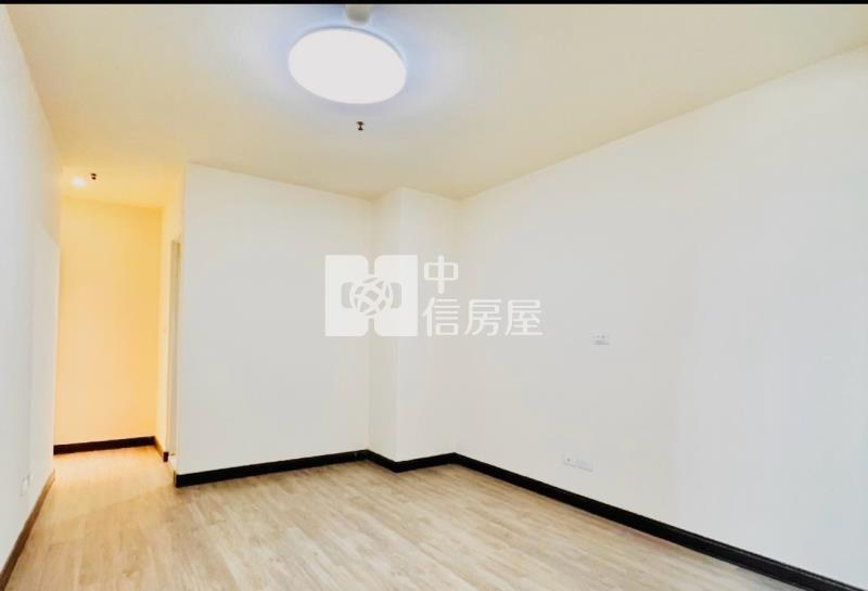 潭子新中年元四房車位房屋室內格局與周邊環境