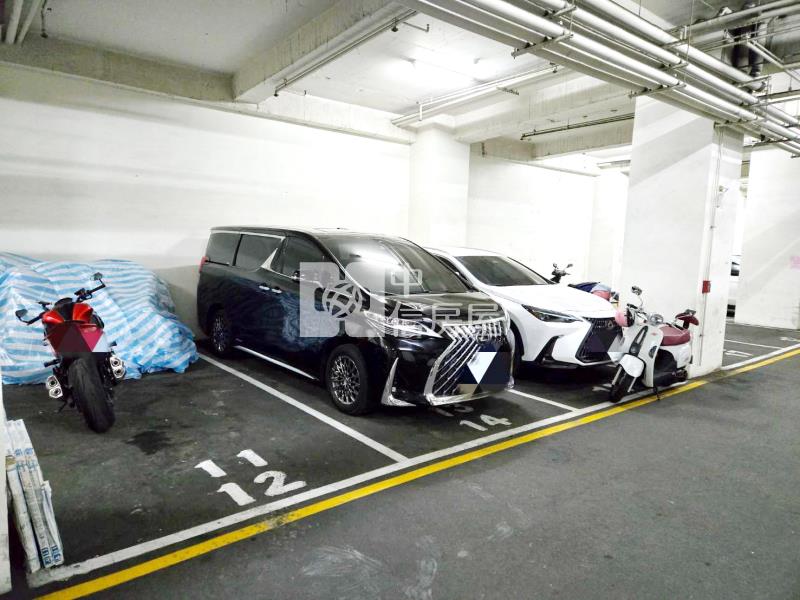 長虹天廈3房平車房屋室內格局與周邊環境