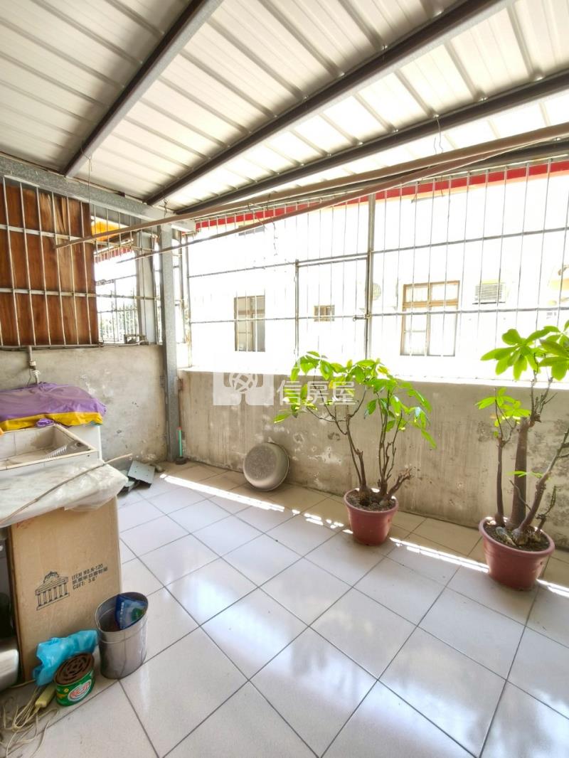 斗六石榴國中旁別墅房屋室內格局與周邊環境