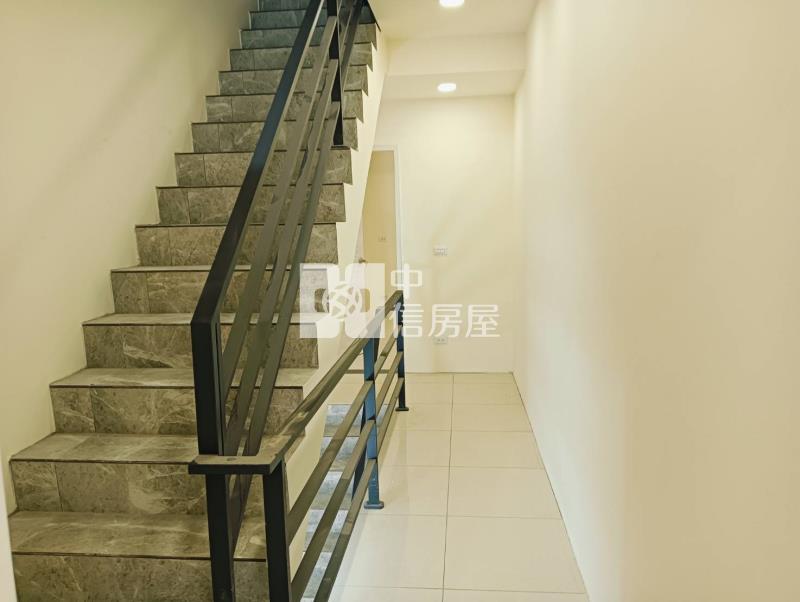 古華飯店旁透天房屋室內格局與周邊環境