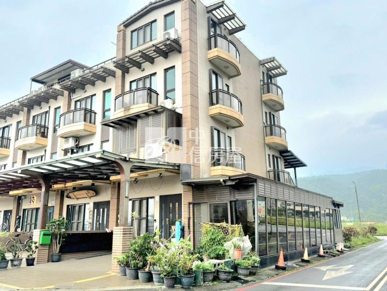 宜蘭烏石港可民宿電梯別墅房屋室內格局與周邊環境