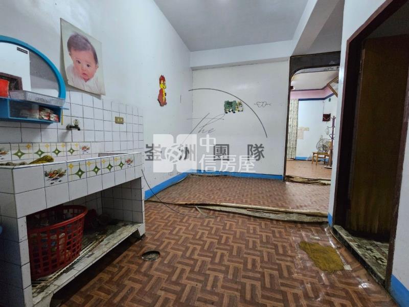 新富火車站旁透天房屋室內格局與周邊環境