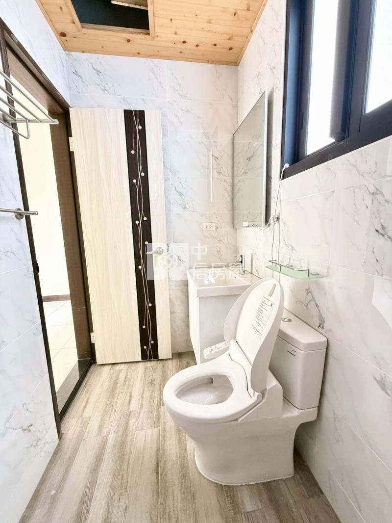 新市綠美新境全新2房2衛+車位房屋室內格局與周邊環境