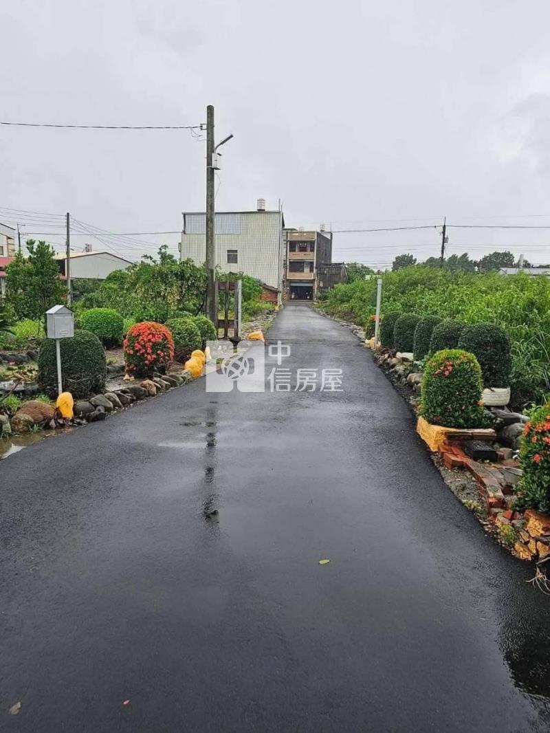 高樹國中旁都計內美農地A房屋室內格局與周邊環境