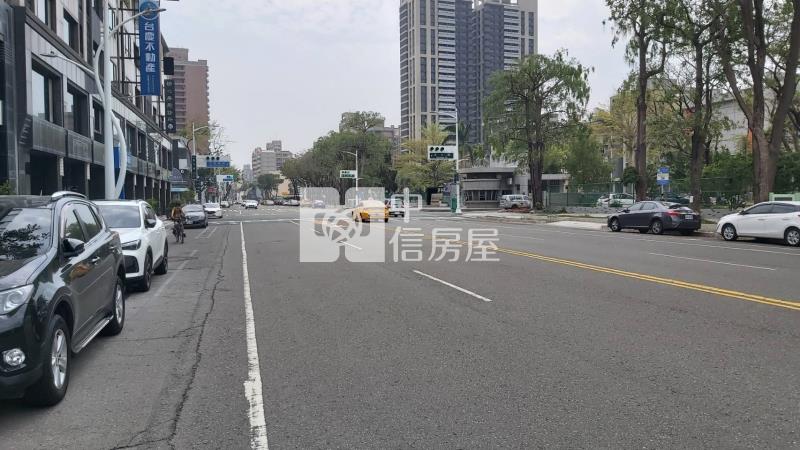 R15校園首排大地坪電梯透店房屋室內格局與周邊環境