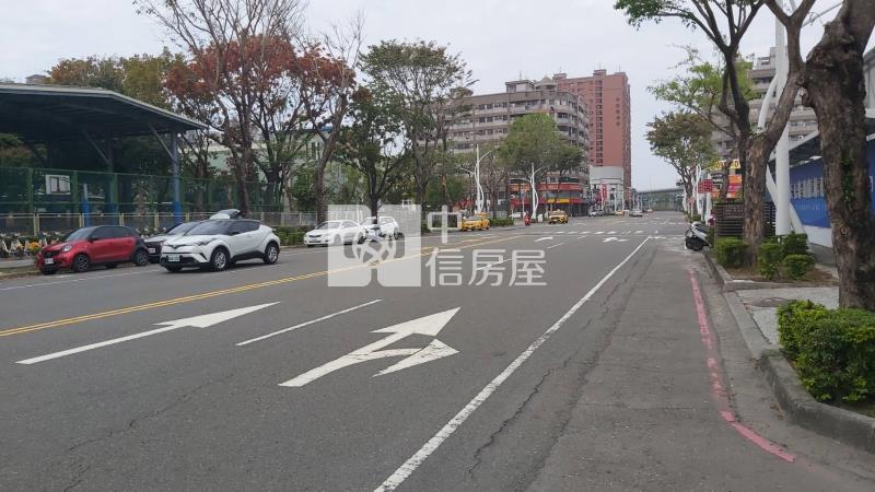 R15校園首排大地坪電梯透店房屋室內格局與周邊環境