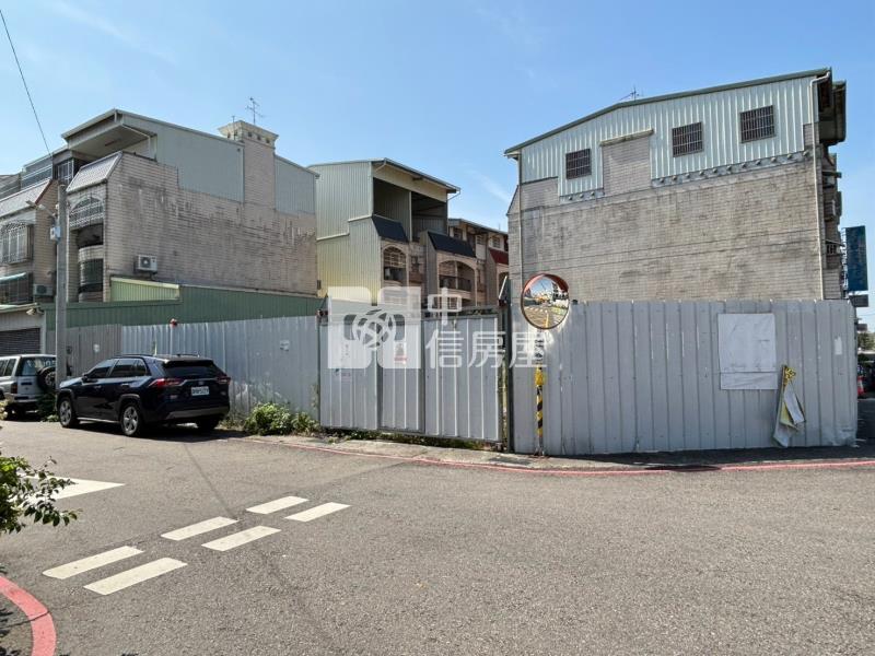 長億高中旁雙臨路方正大面寬角地房屋室內格局與周邊環境
