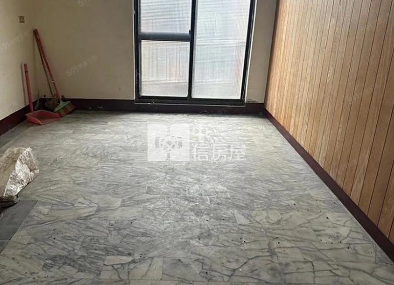 近交流道大地坪透天房屋室內格局與周邊環境