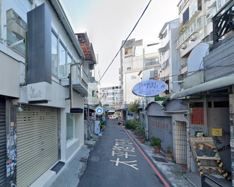 北區正一中黃金透店房屋室內格局與周邊環境
