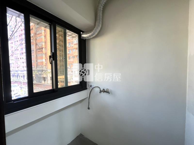 中壢福州路摩登新貴美兩房房屋室內格局與周邊環境