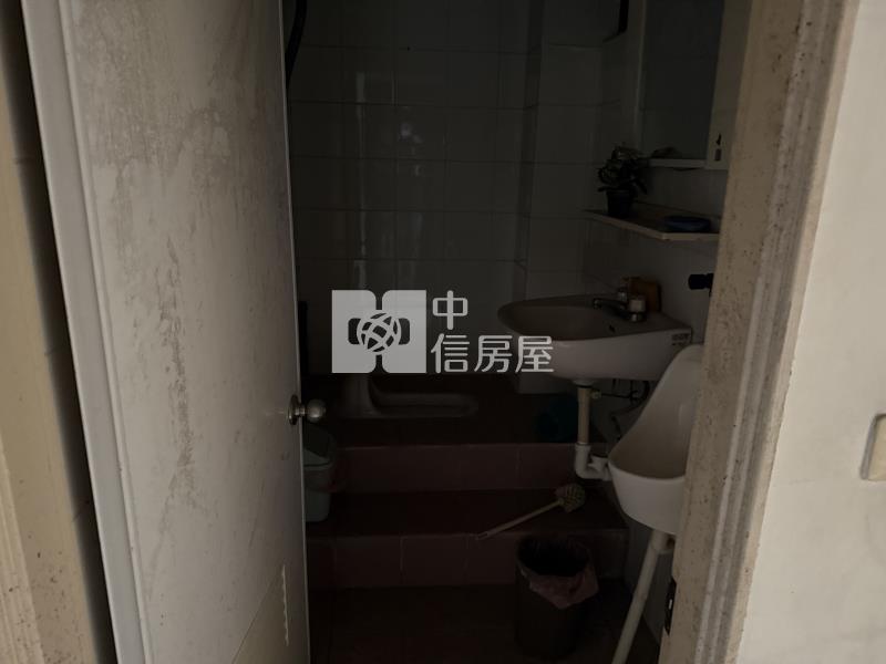 龍岡城稀有雙店面房屋室內格局與周邊環境