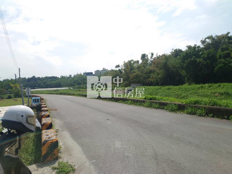 岡山阿公店水庫旁漂亮建地房屋室內格局與周邊環境