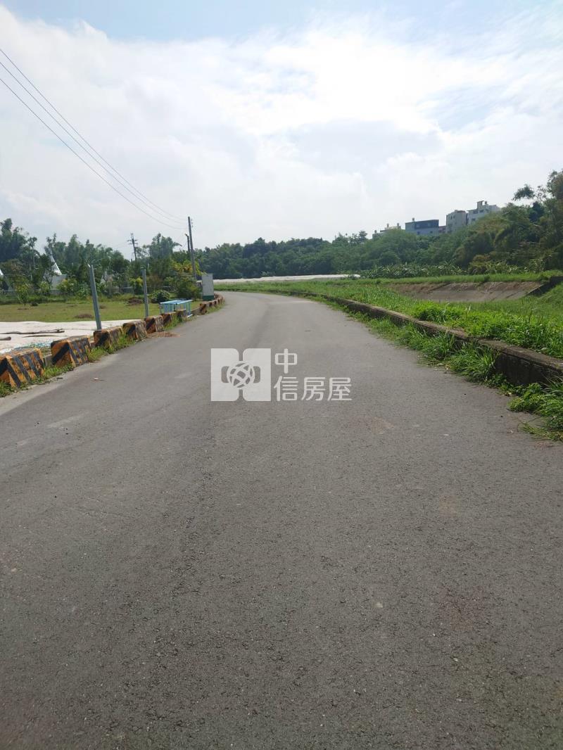 岡山阿公店水庫旁漂亮建地房屋室內格局與周邊環境