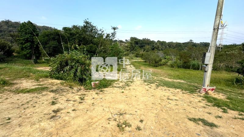 【新世紀】台3線石門山休閒農地共12筆+建地1筆房屋室內格局與周邊環境