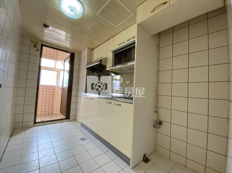 【奔馳】台北檳城3房車房屋室內格局與周邊環境