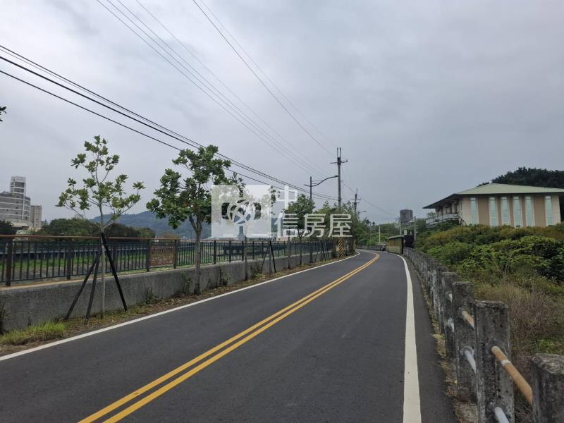 霧峰亞大農地房屋室內格局與周邊環境