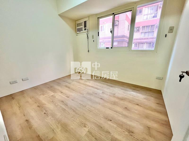 興大國圖館全新整理三房雙平車房屋室內格局與周邊環境