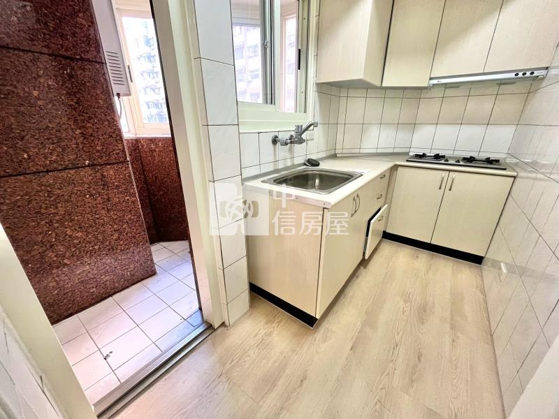 興大國圖館全新整理三房雙平車房屋室內格局與周邊環境