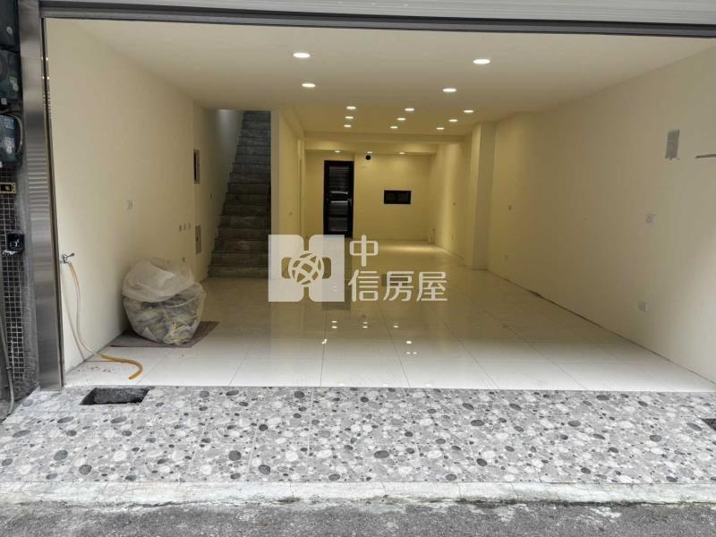 光明公園全新整理透天房屋室內格局與周邊環境