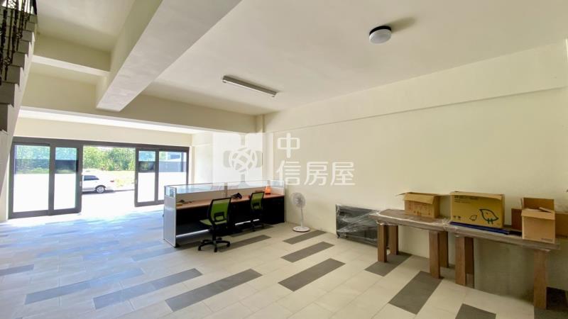 正14期大面寬雙車電梯別墅房屋室內格局與周邊環境