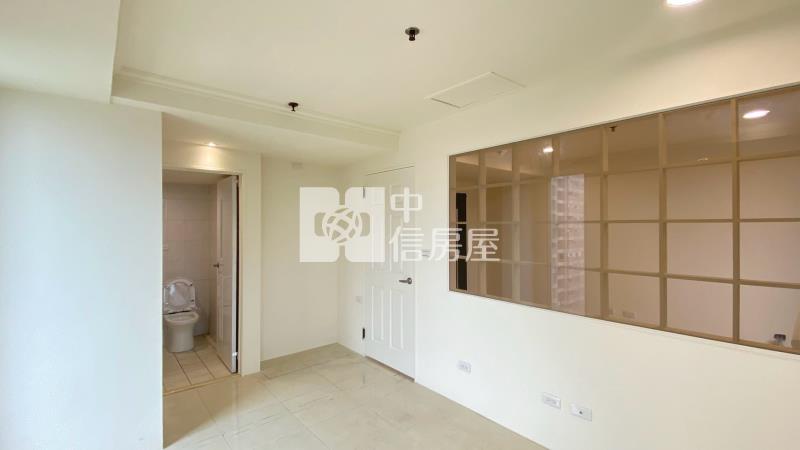低總價文心崇德高樓三面採光無限視野二房房屋室內格局與周邊環境