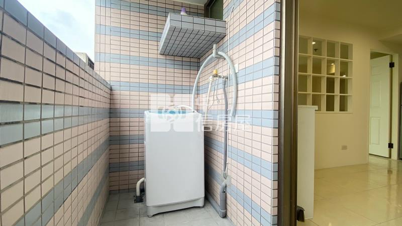 低總價文心崇德高樓三面採光無限視野二房房屋室內格局與周邊環境