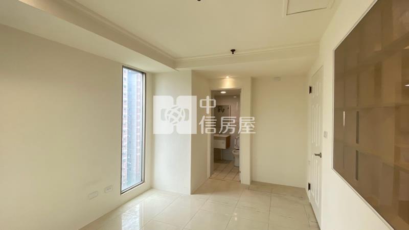 低總價文心崇德高樓三面採光無限視野二房房屋室內格局與周邊環境