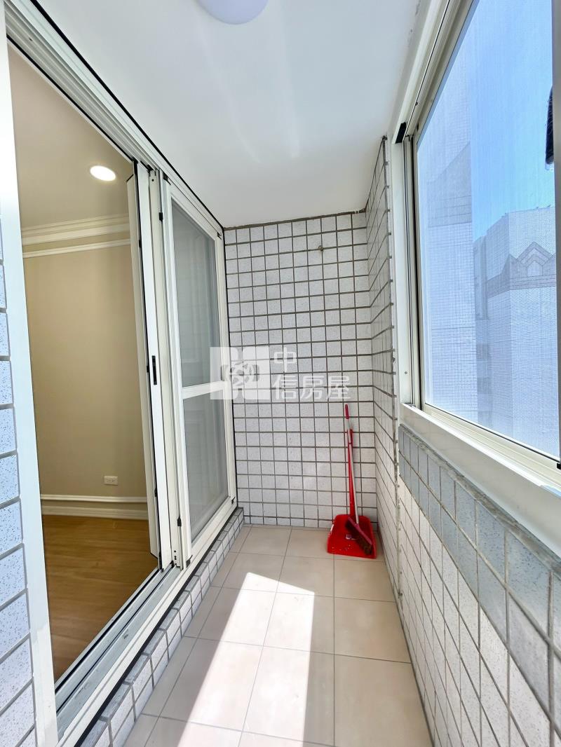 水湳高樓層美三房房屋室內格局與周邊環境
