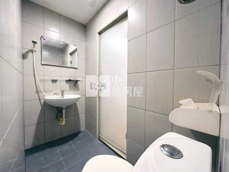 一中商圈收租7透套房屋室內格局與周邊環境